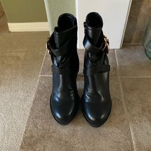 NWOB European Beautiful Woman Black Boots